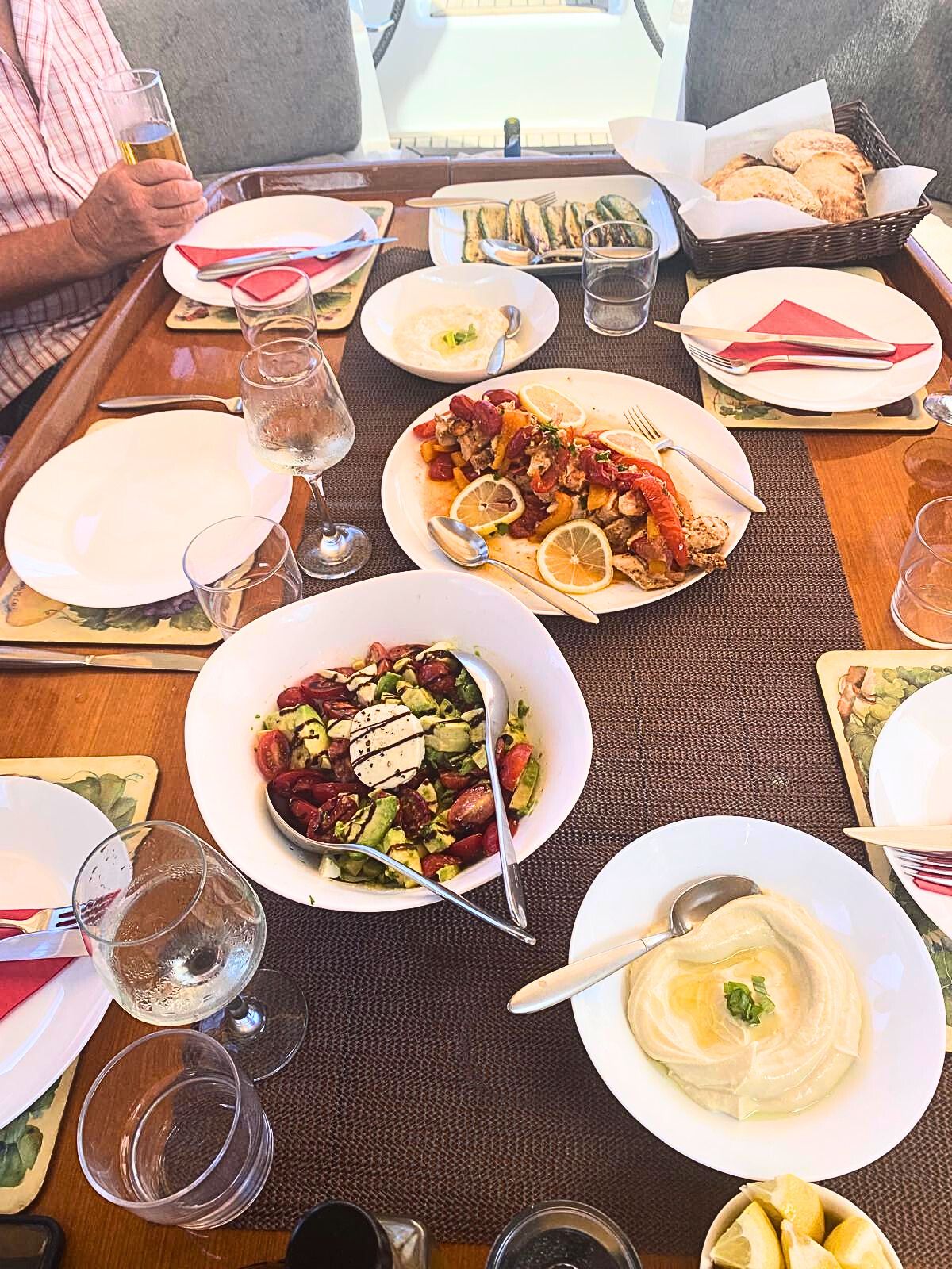 Trintella 65 Classic, Vlicho