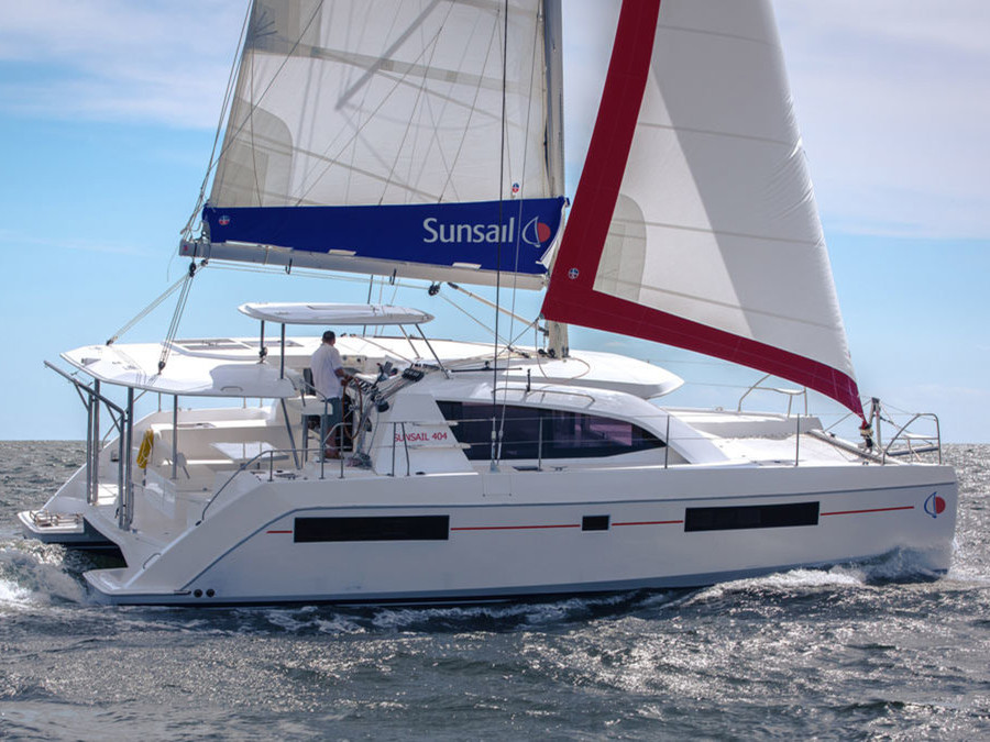 Leopard 40 (2020) – Sunsail 404 Classic