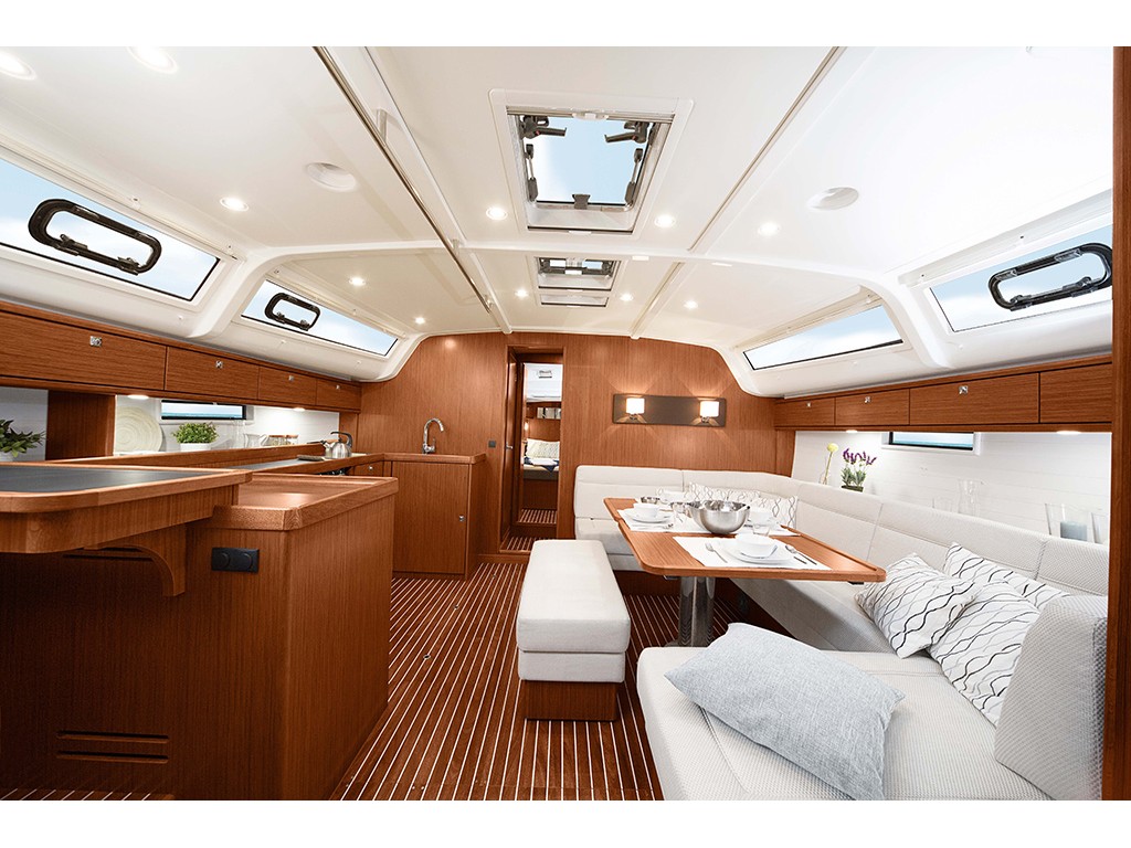 foto Bavaria Cruiser 51 2