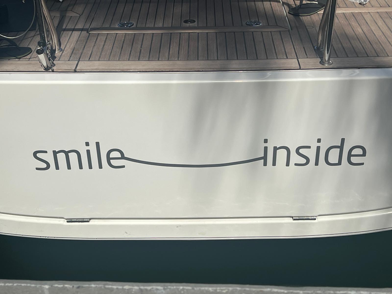 Yacht image 9