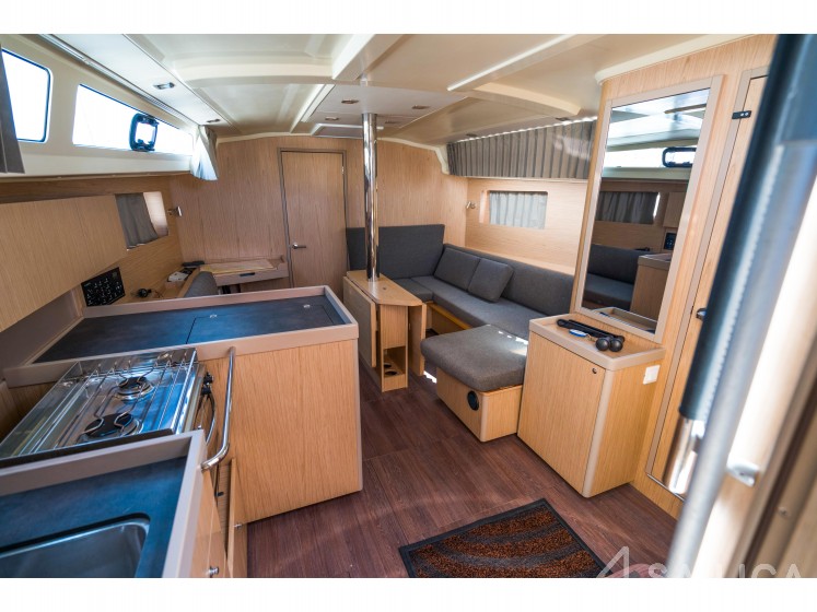 Oceanis 41.1