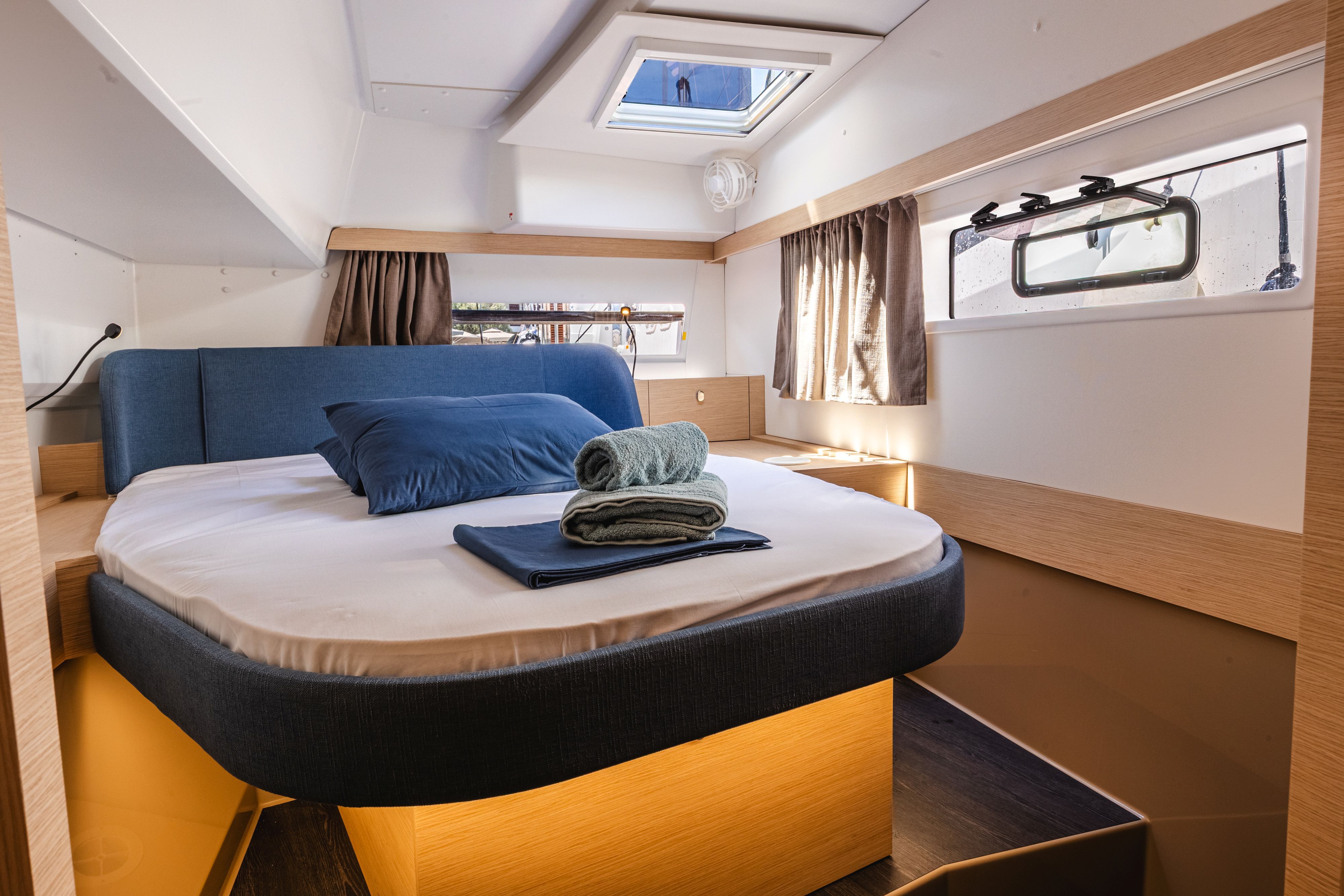 Yacht image 55