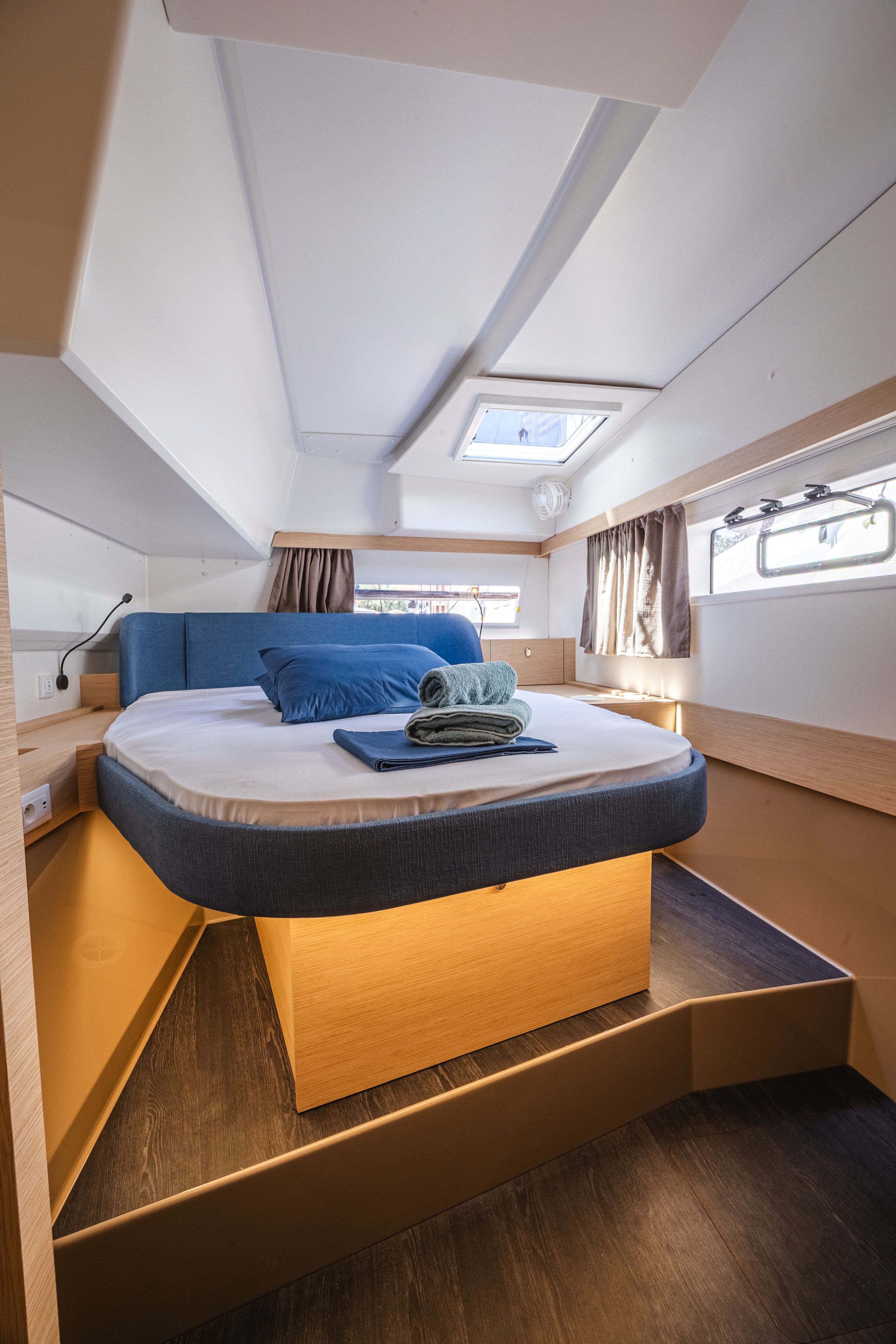 Yacht image 41