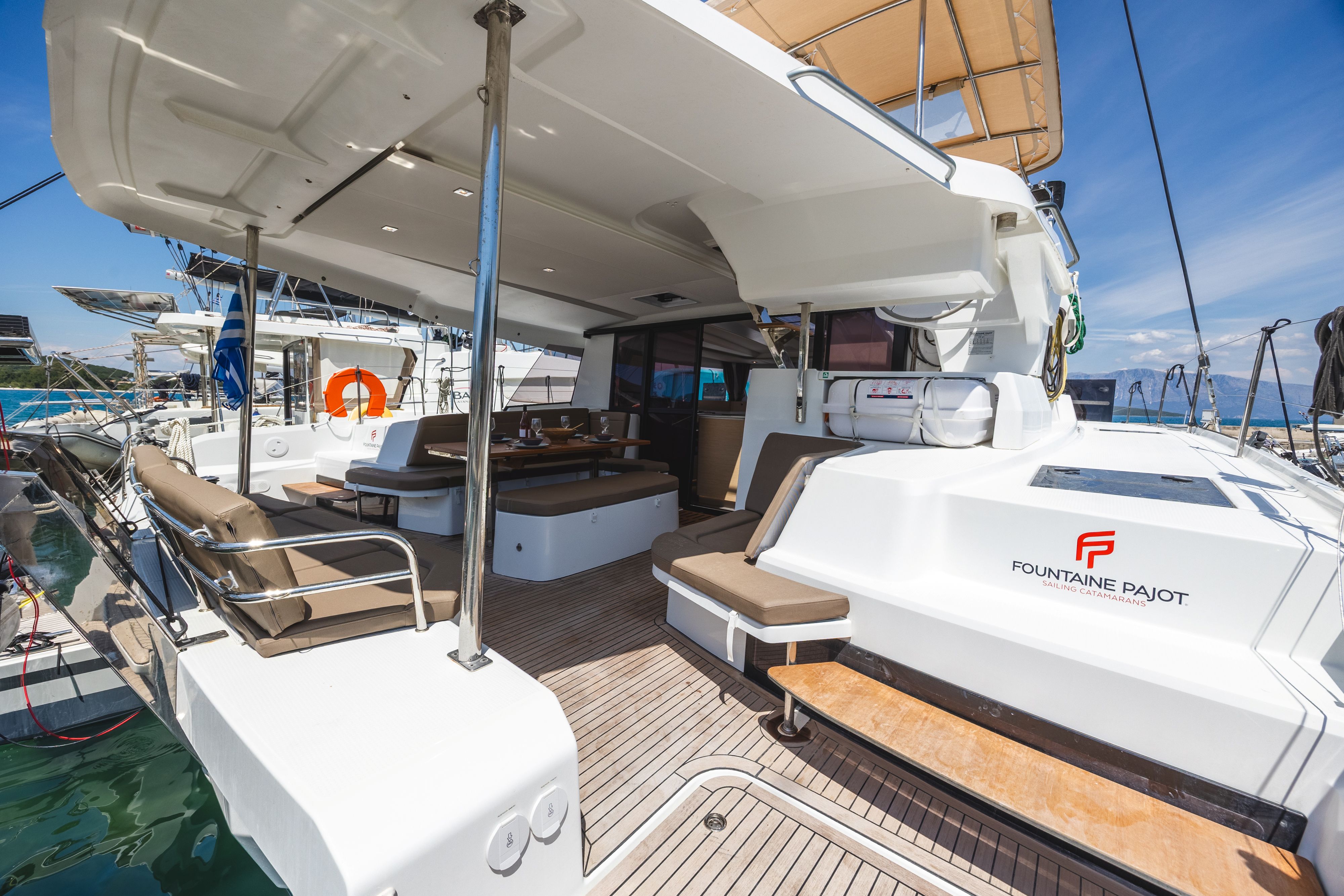 Yacht image 36