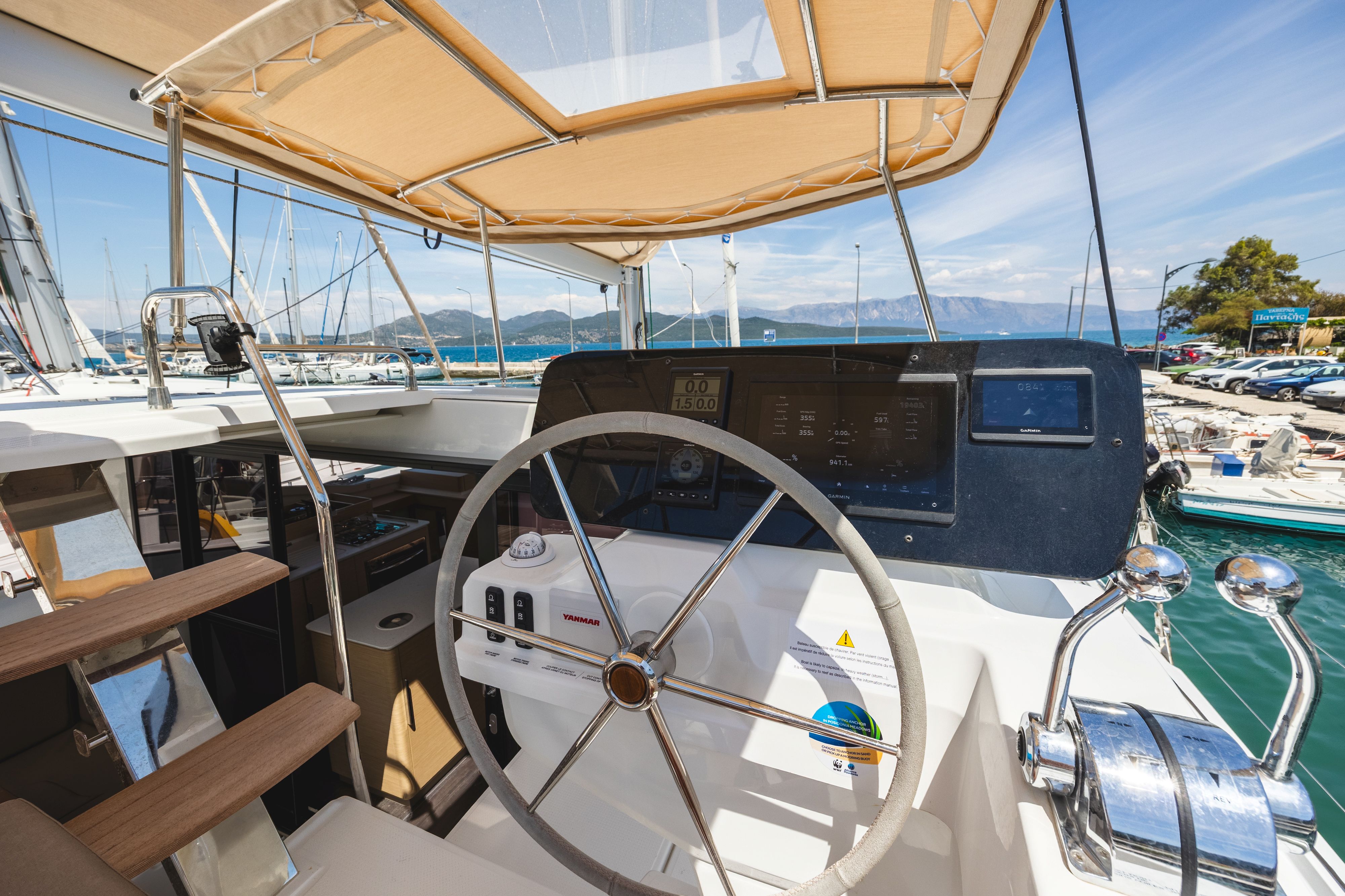 Yacht image 20