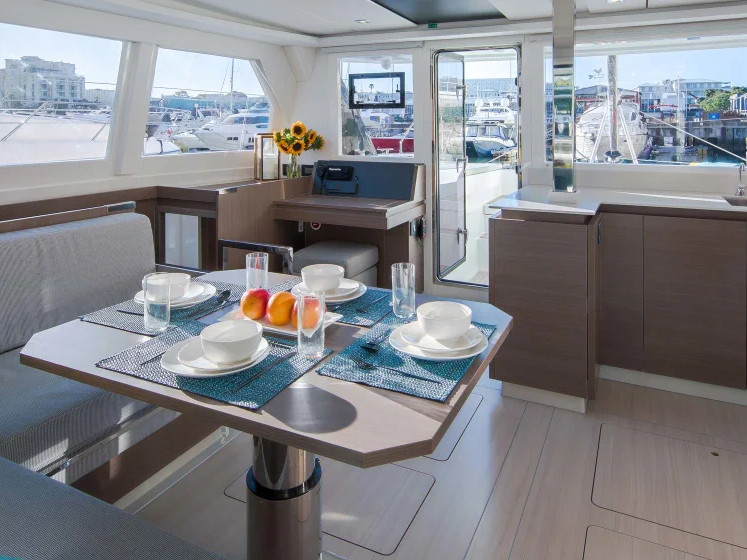 Moorings 4200/3/3 Exclusive