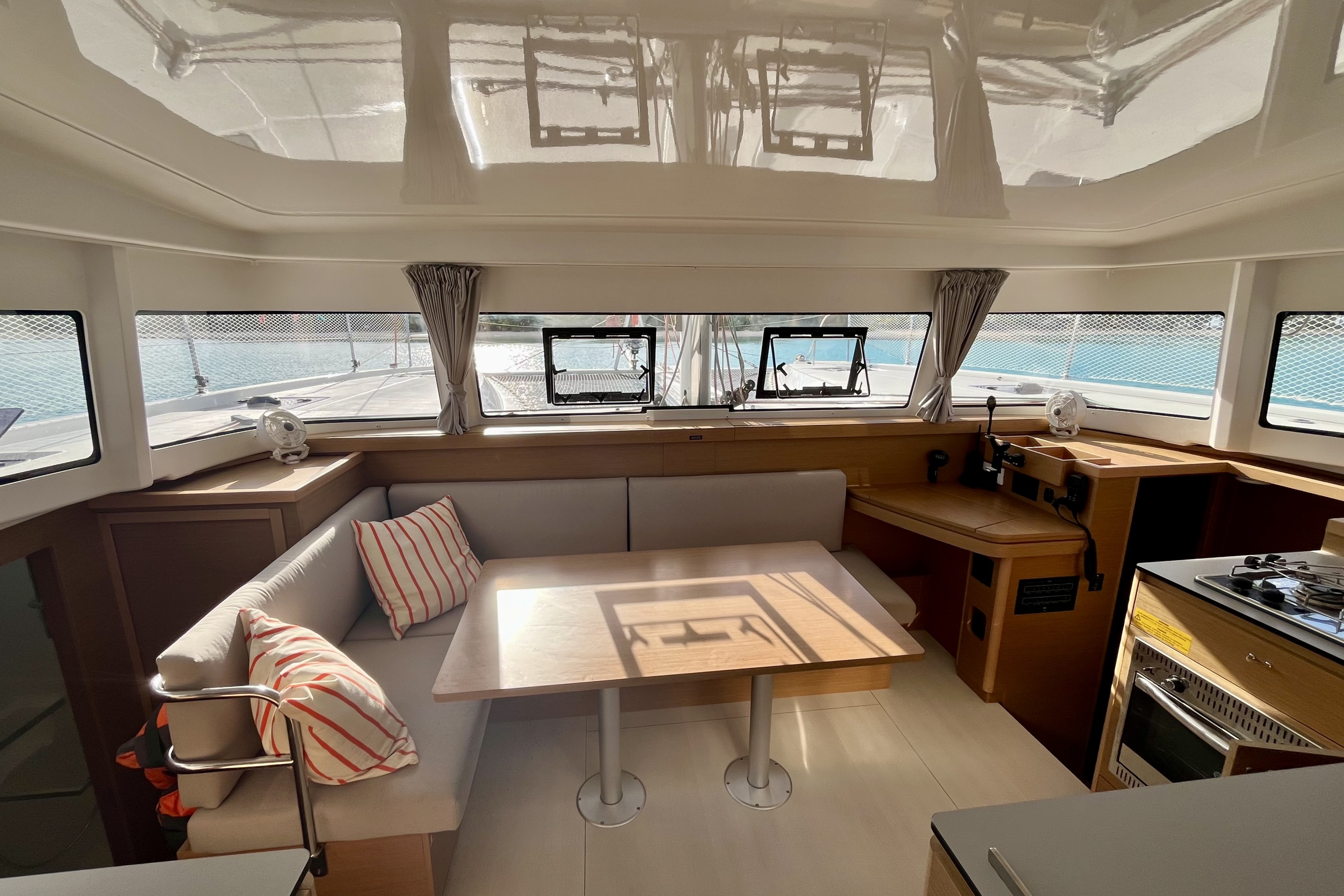 Yacht image 3