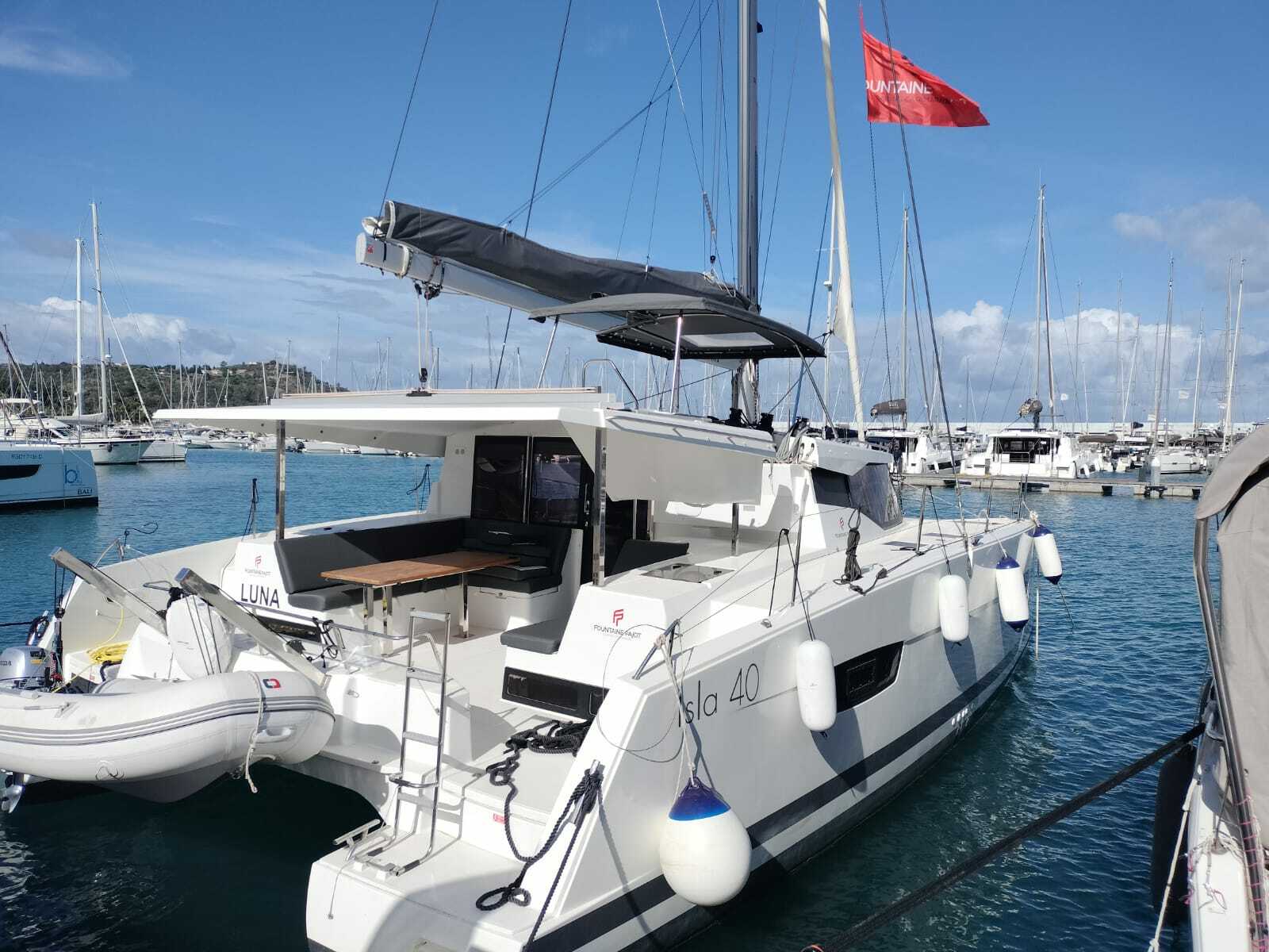 Isla 40 (2023) – LUNA