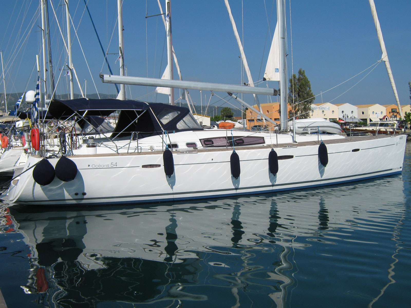 Oceanis 54