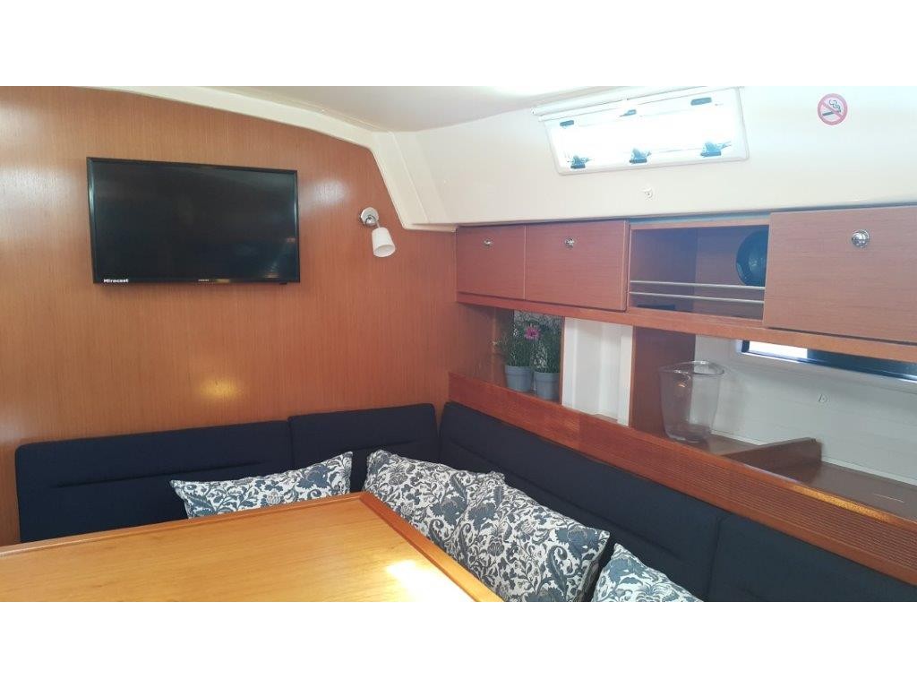 S/Y - Bavaria 45 Cruiser - 4 Cabins - Built 2011
