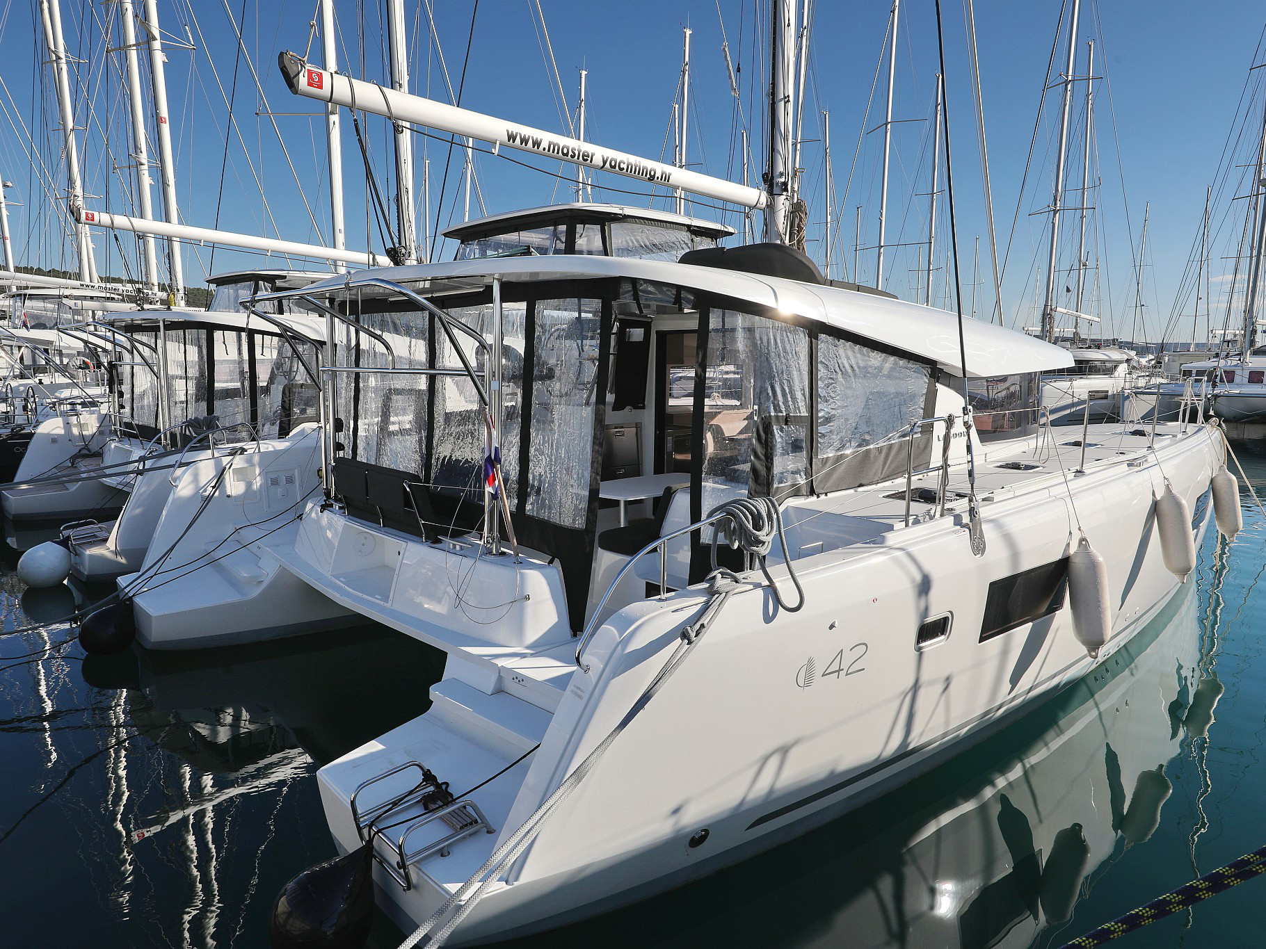 Lagoon 42 (2023) – EQUATOR