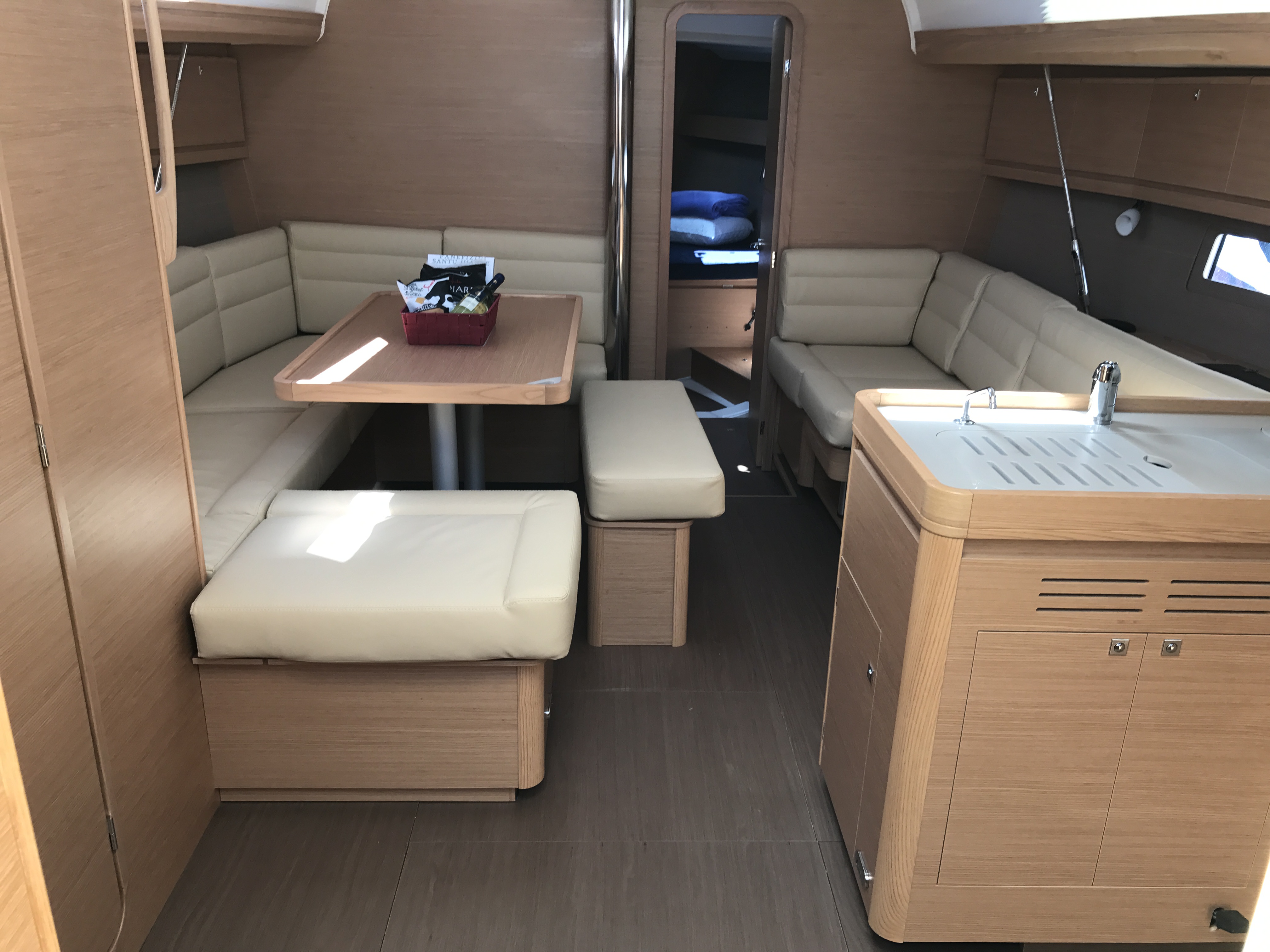 صور Dufour 412 Grand large 3