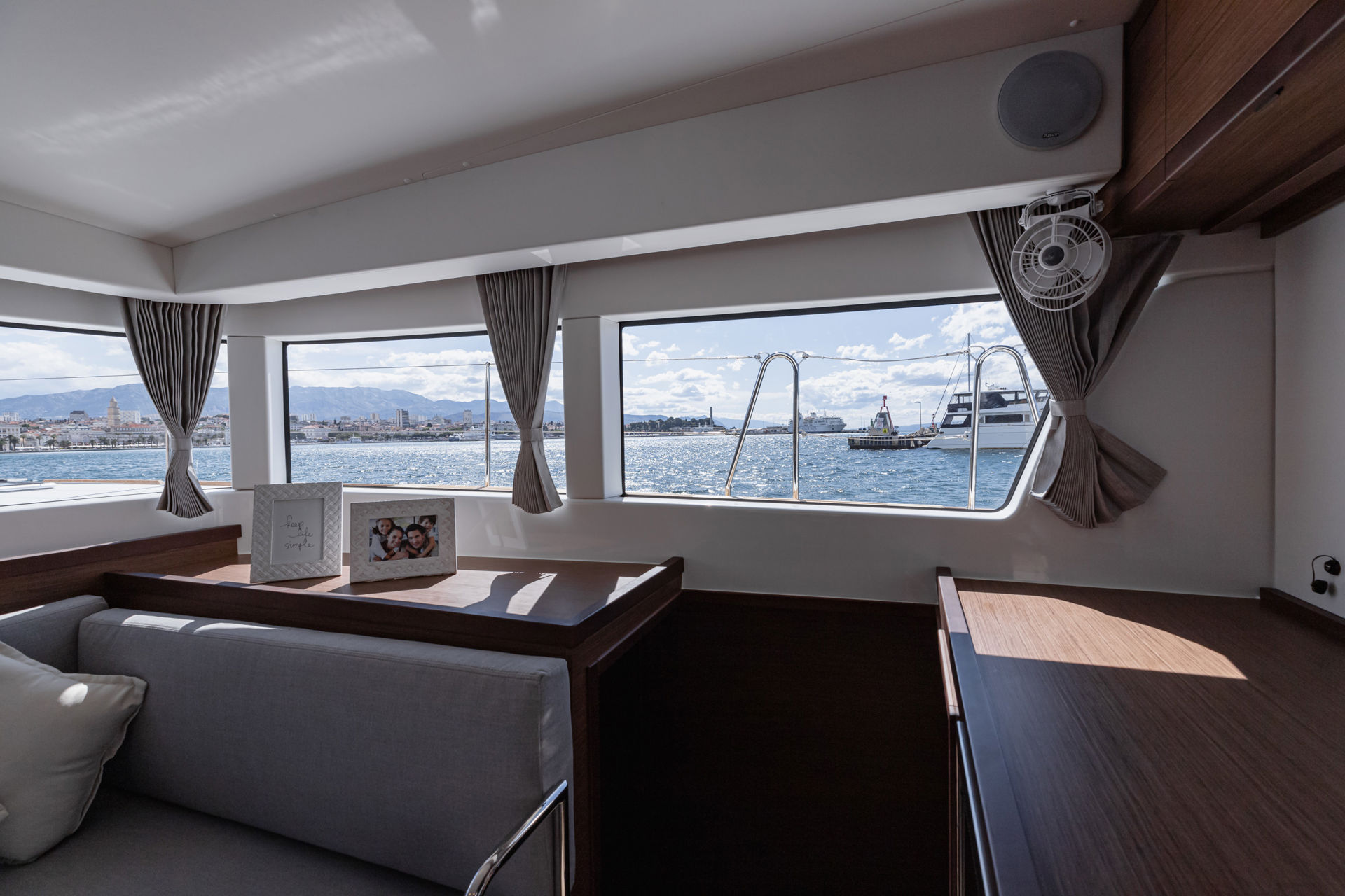 Lagoon 40