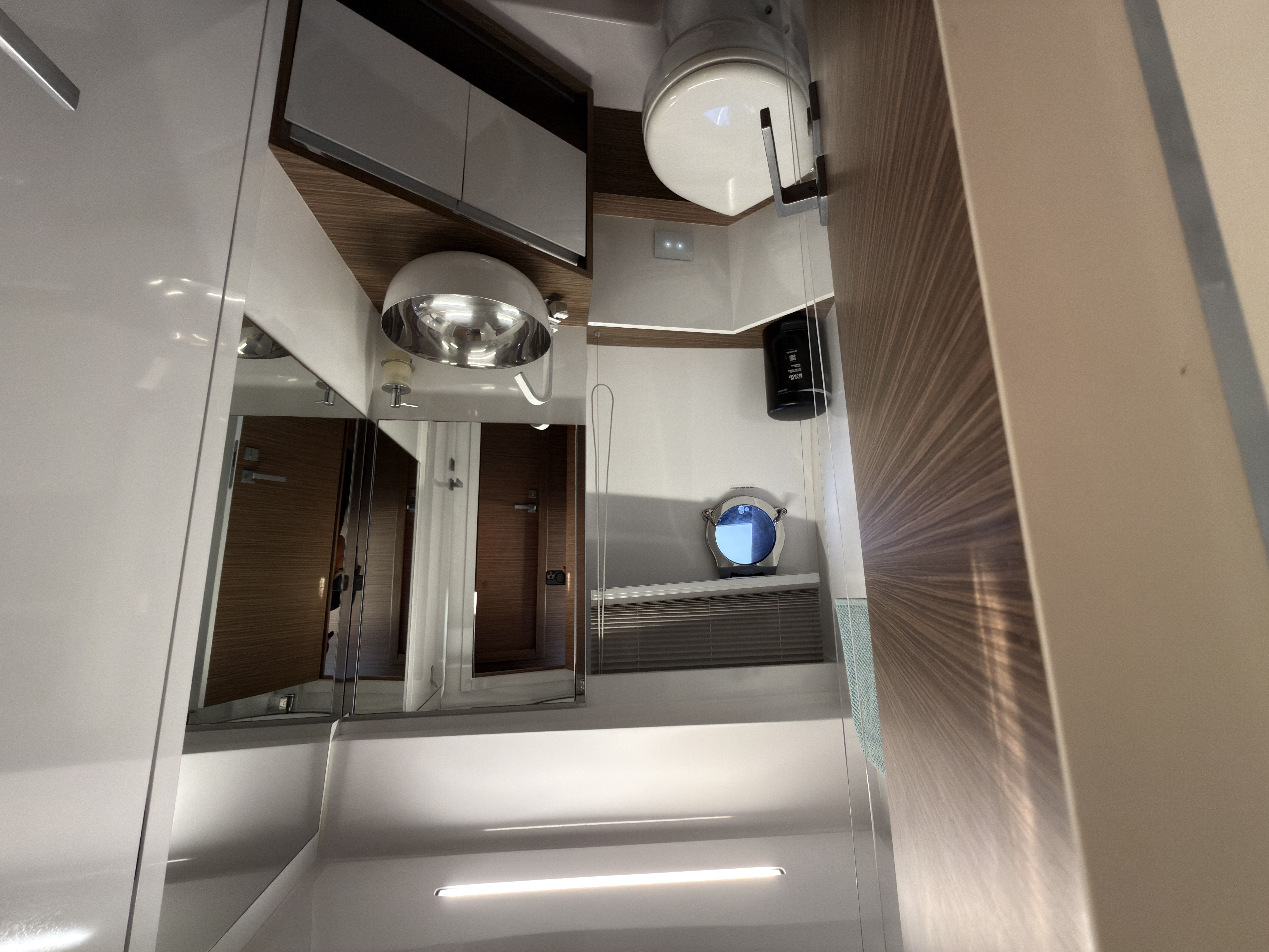 Yacht image 10
