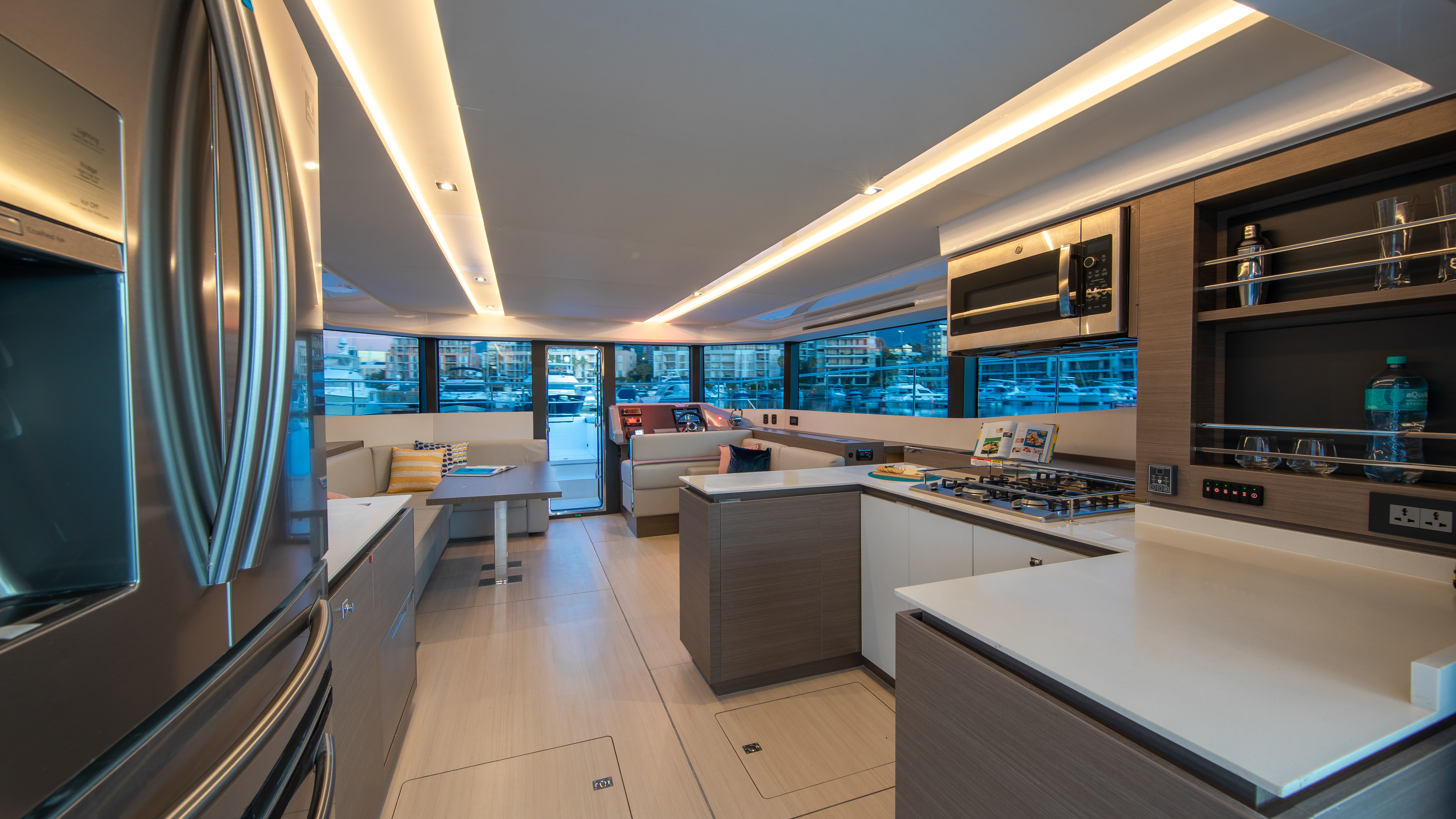 Moorings 534 PC Crewed
