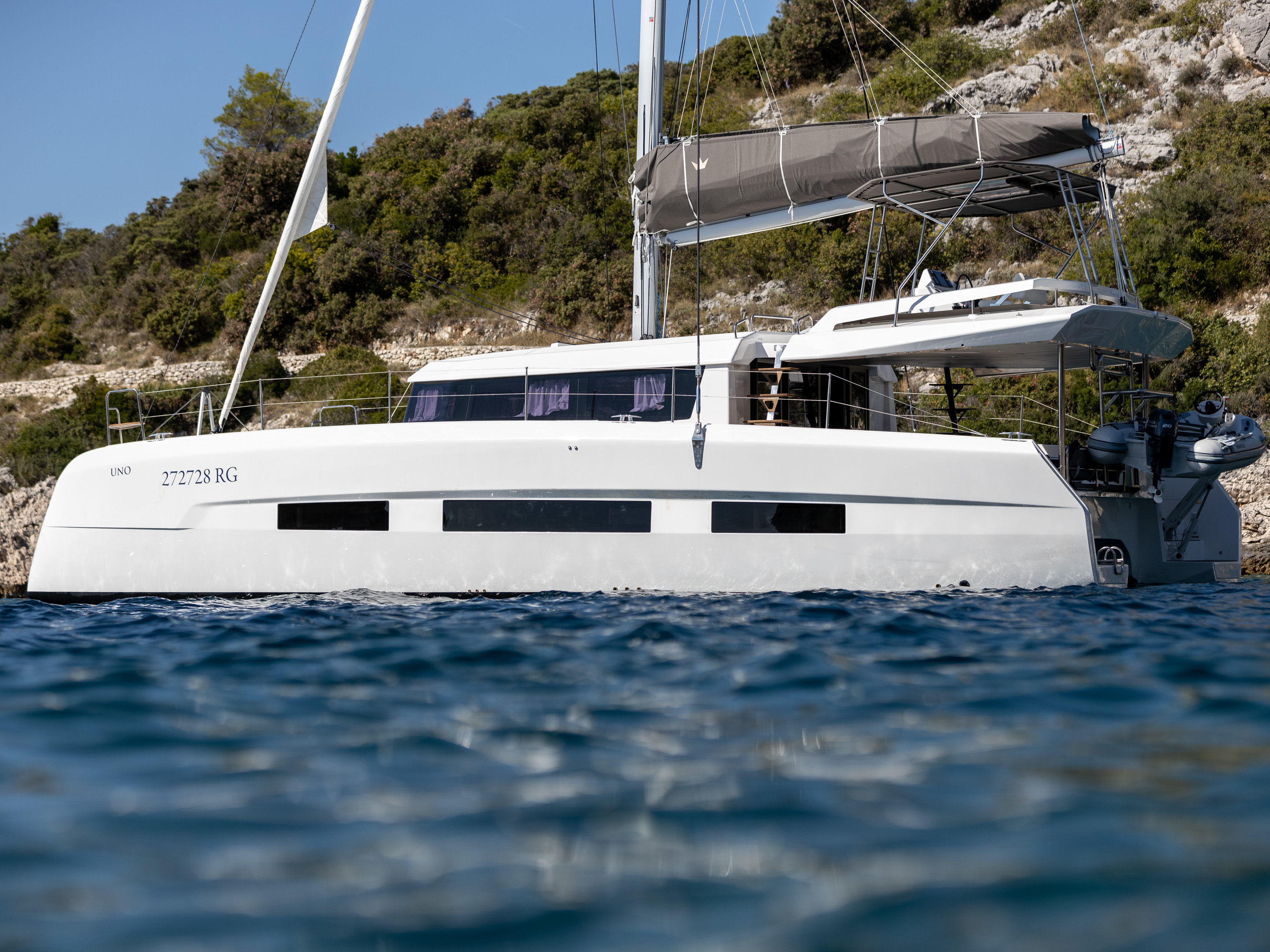 Dufour Catamaran 48 (2024) – UMA