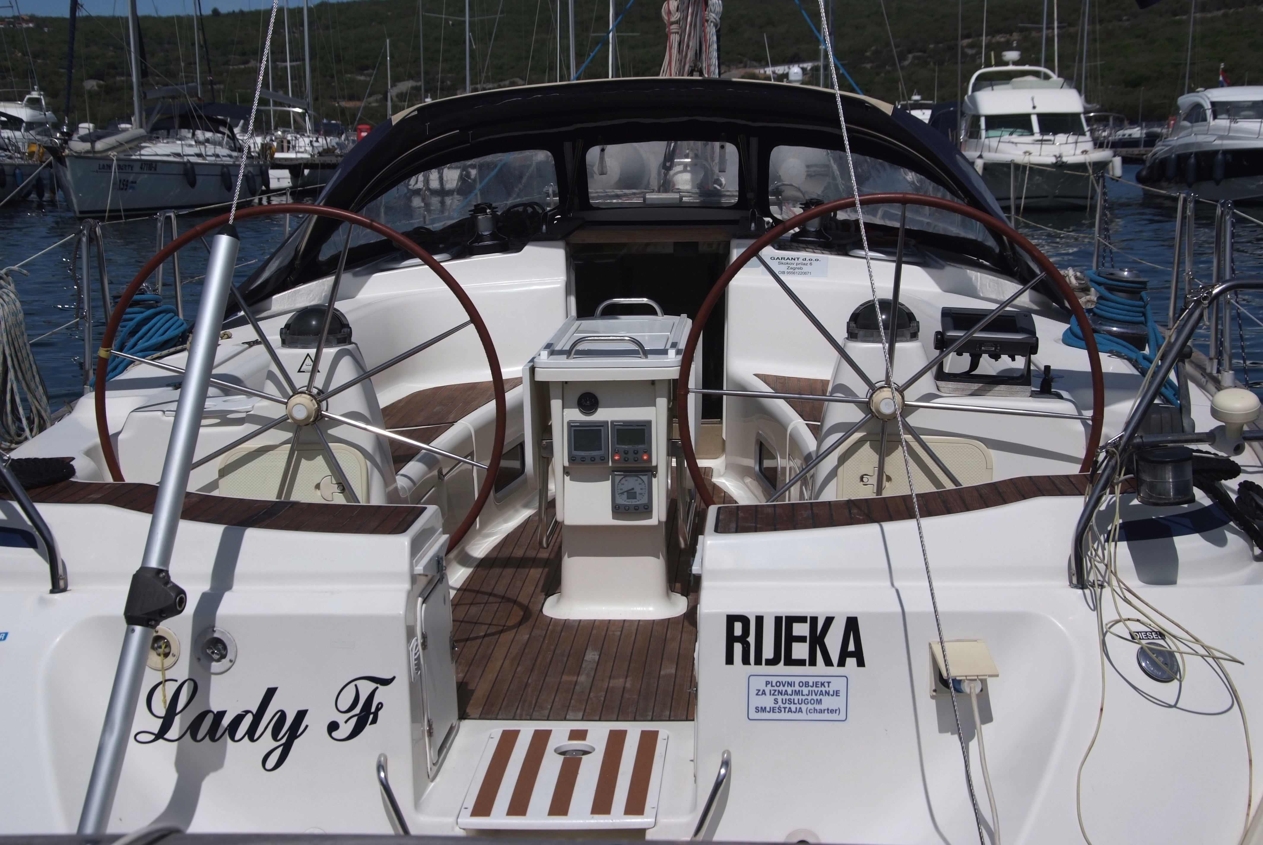 фото Bavaria 44 9
