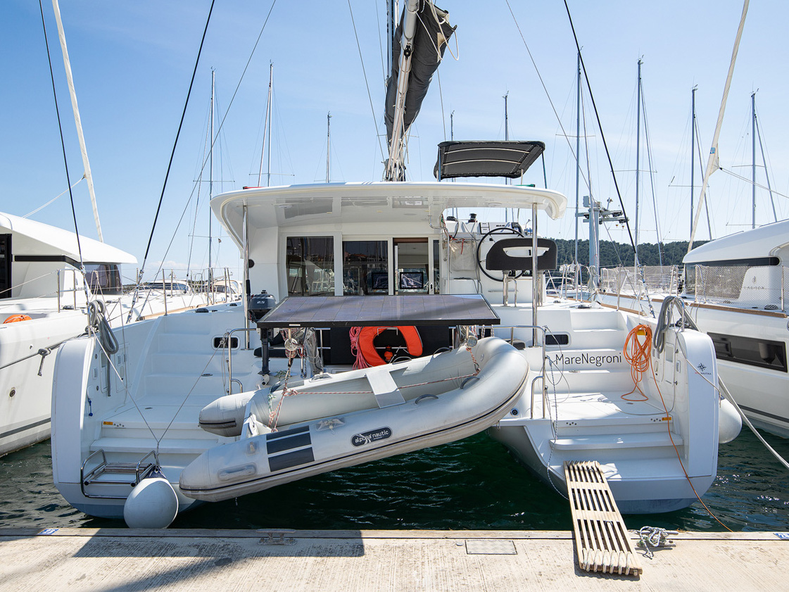 Lagoon 40 (2019) – Mare Negroni