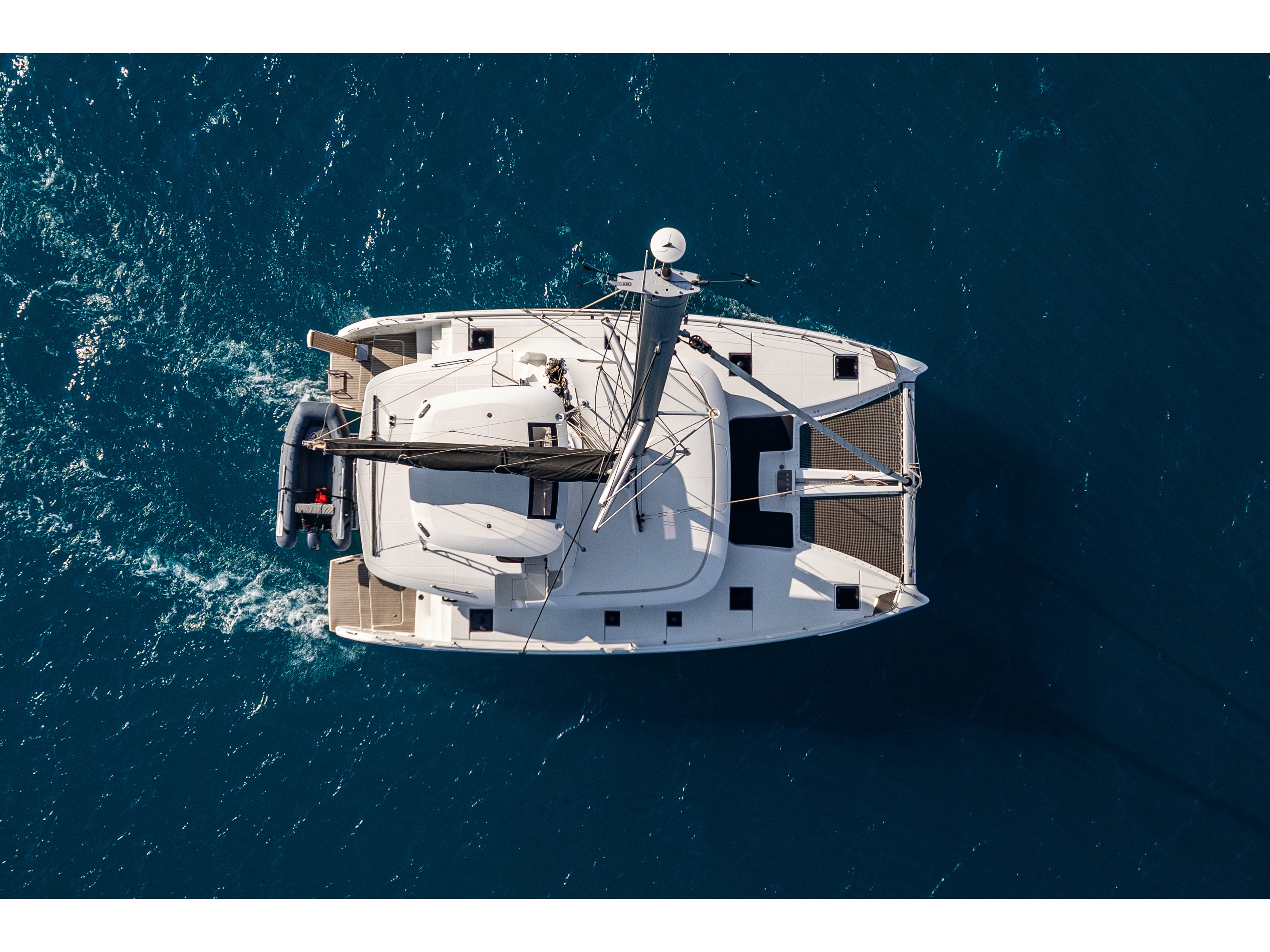 BLUE HORIZON yacht charter photo