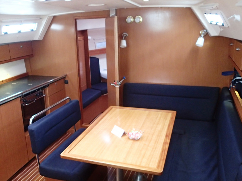 фото Bavaria 40 Cruiser 6
