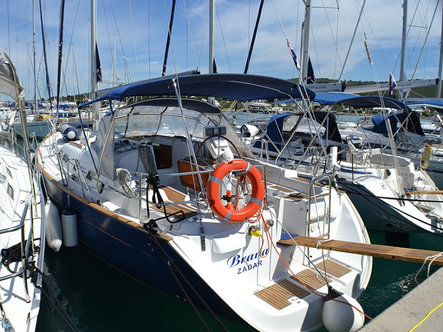 Oceanis 423