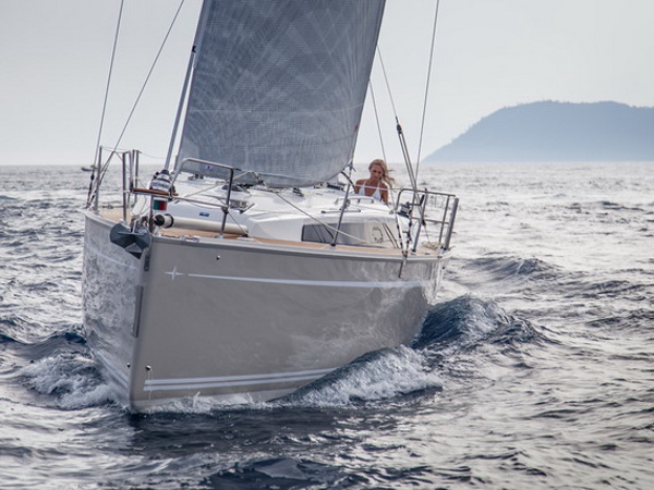 照片 Bavaria Cruiser 33 7