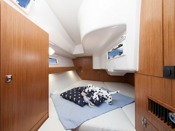 照片 Bavaria Cruiser 33 14
