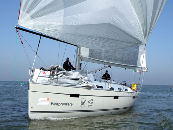foto Bavaria Cruiser 40S 8