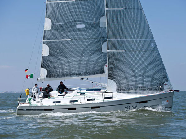 foto Bavaria Cruiser 40S 14