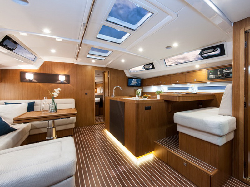 photo Bavaria Cruiser 56 5