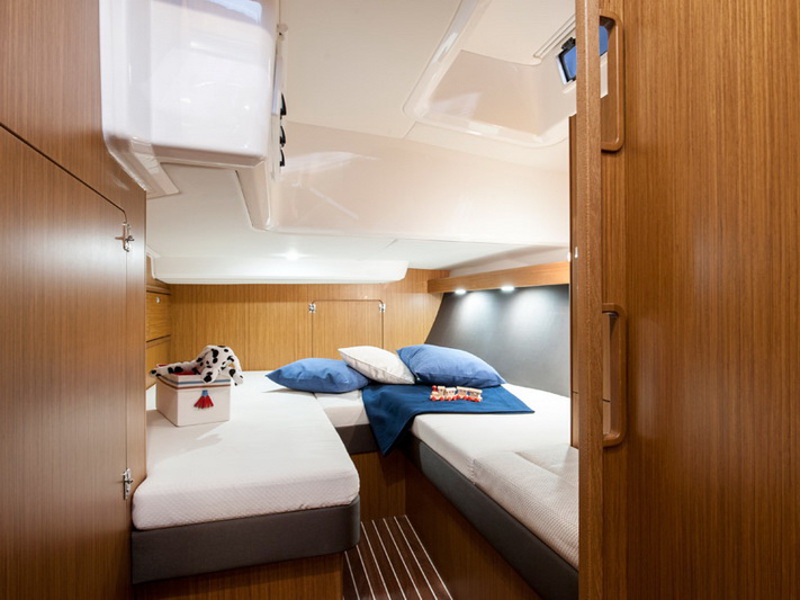 photo Bavaria Cruiser 56 14