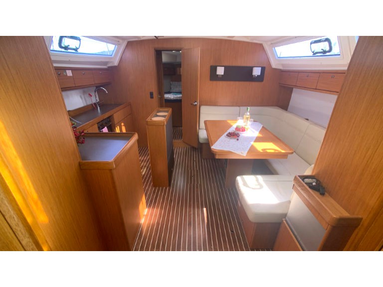 Foto Bavaria Cruiser 46 12