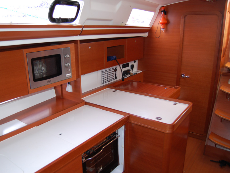 фото Dufour 375 Grand Large 5