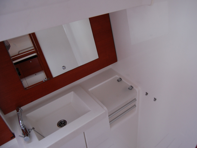 фото Dufour 375 Grand Large 9
