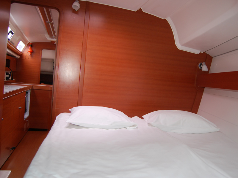 фото Dufour 375 Grand Large 13