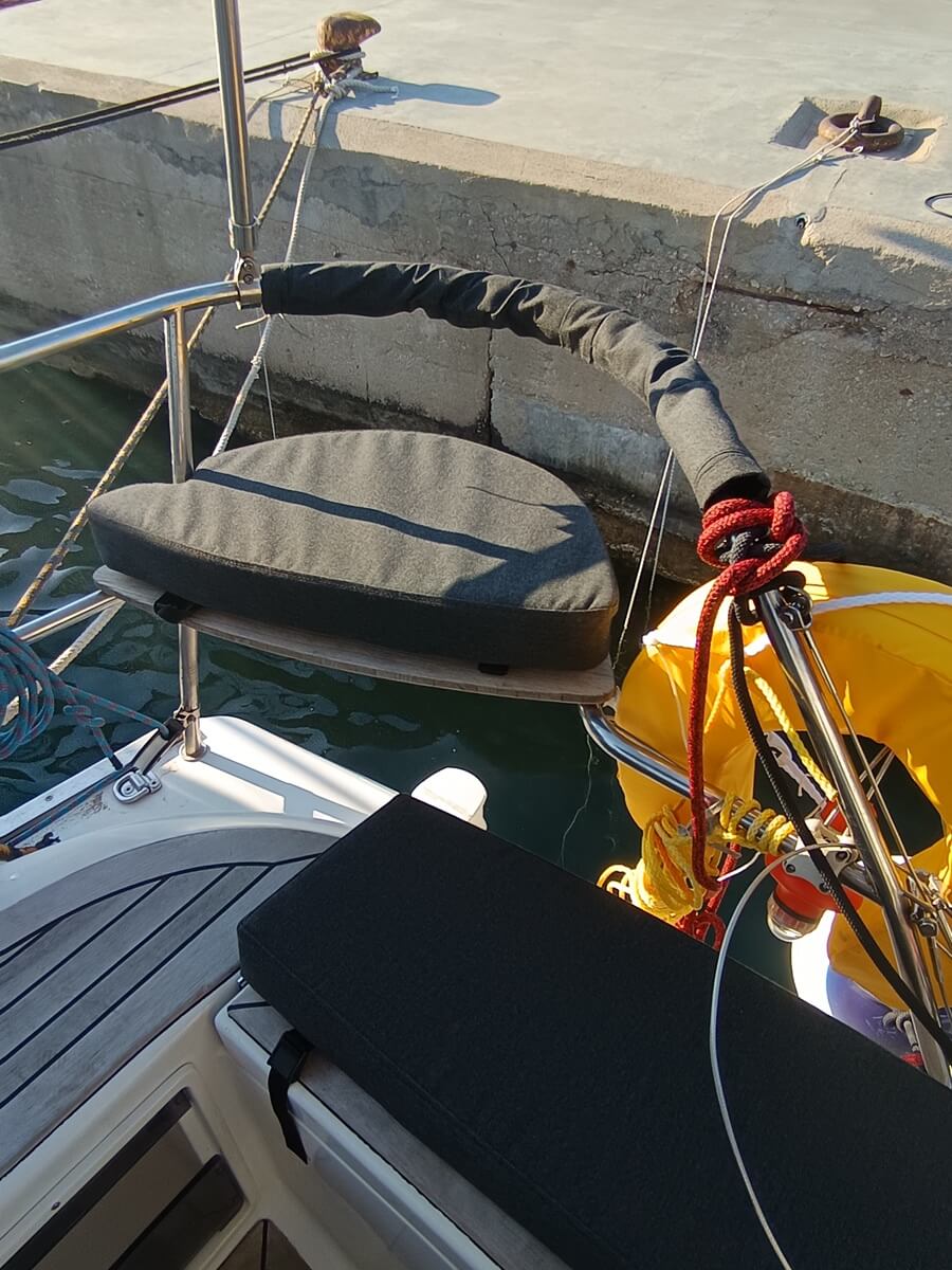 Yacht image 4