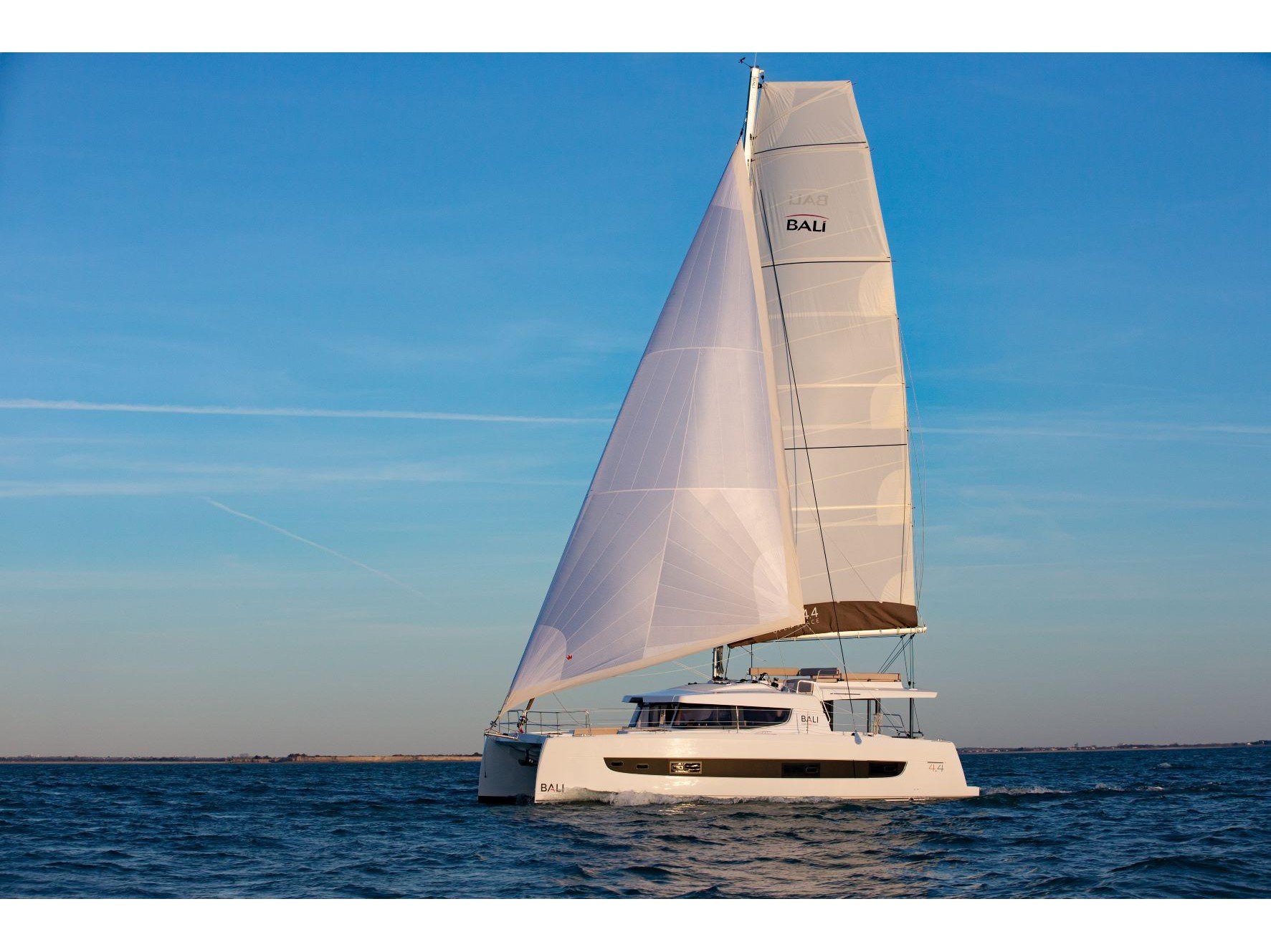 Bali 4.4 (2024) – Silver Waters