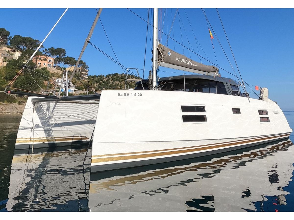 Catamaran