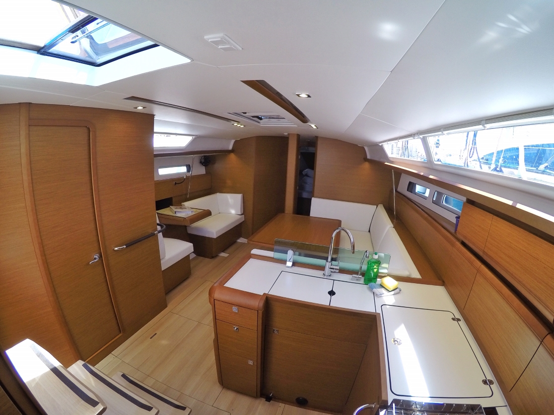 foto Sun Odyssey 449 3