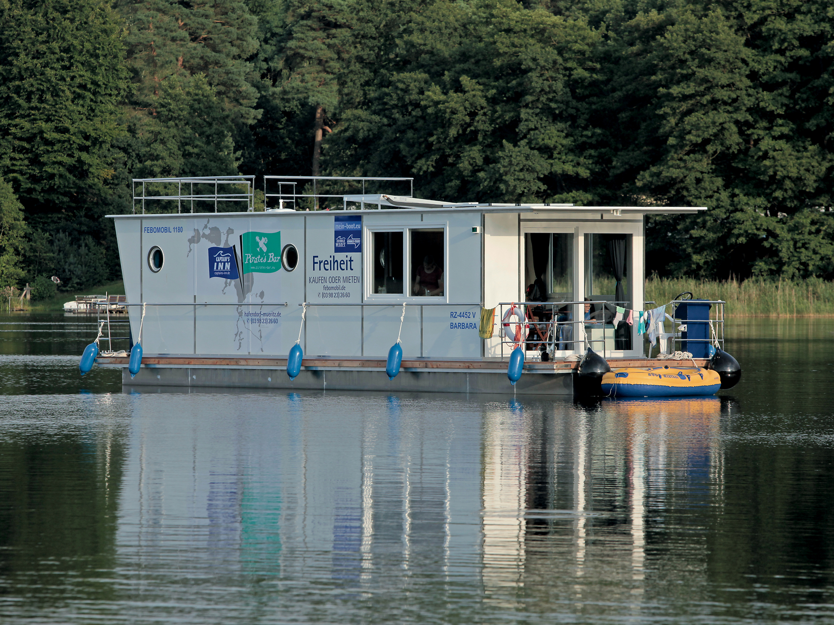 Boat image