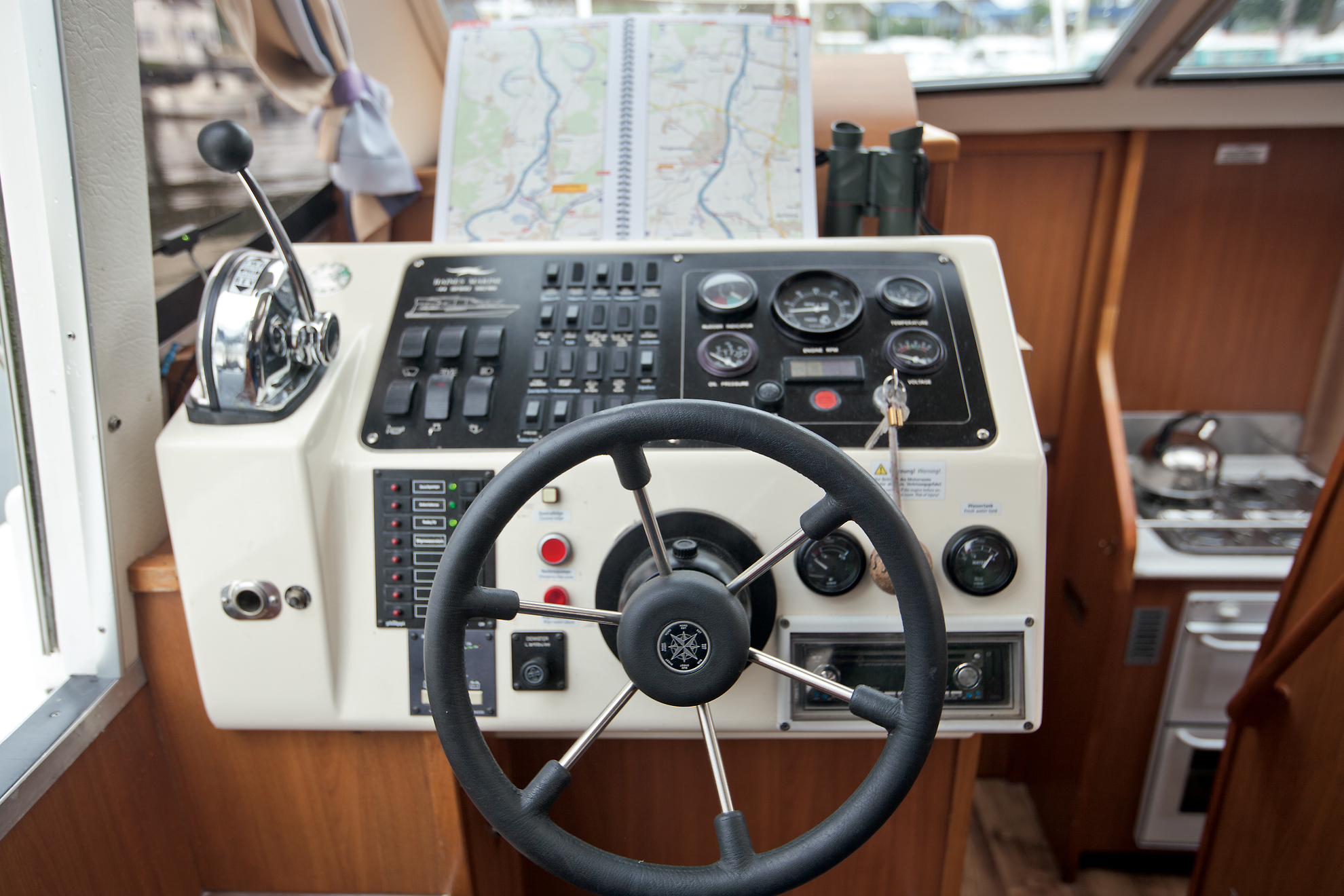 Yacht image 23