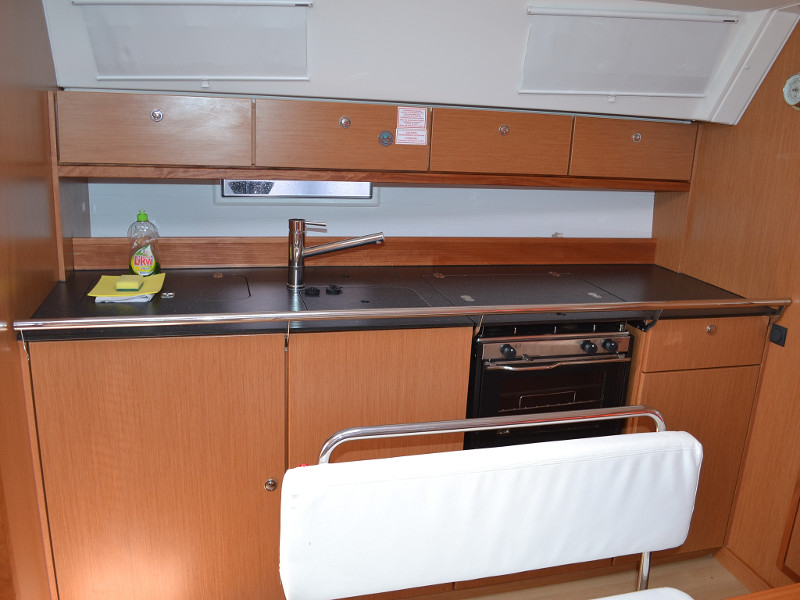 фото Bavaria 40 Cruiser 13