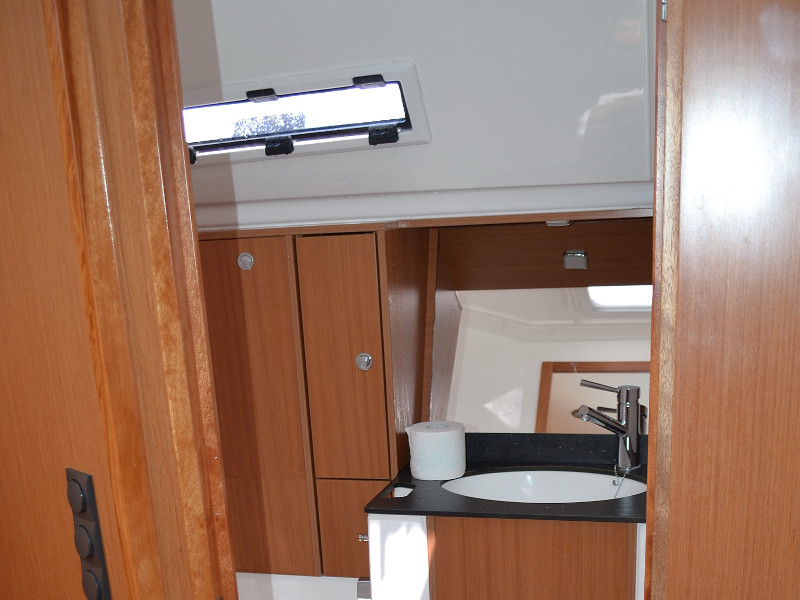 фото Bavaria 40 Cruiser 14
