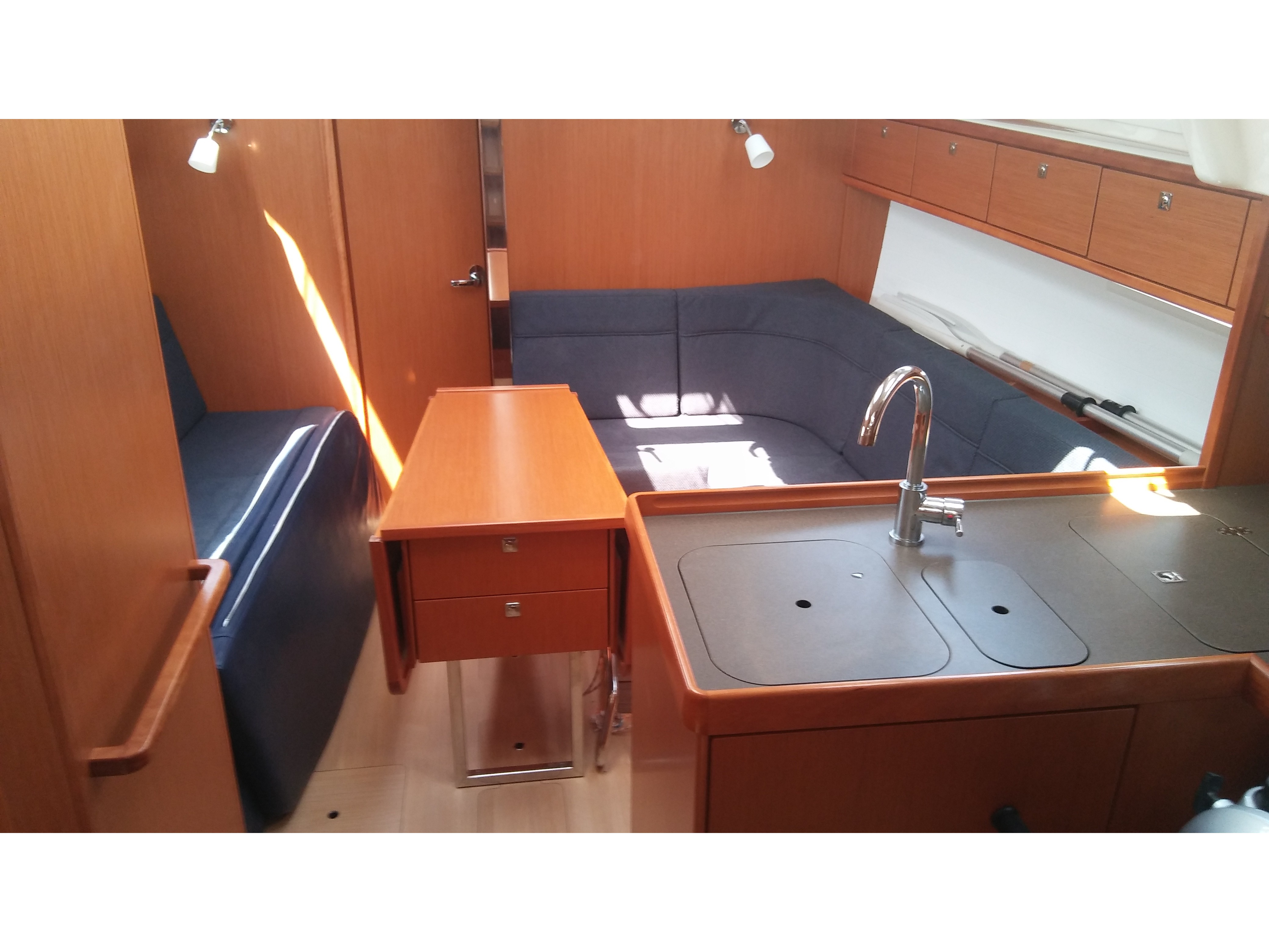 foto Bavaria Cruiser 37 1