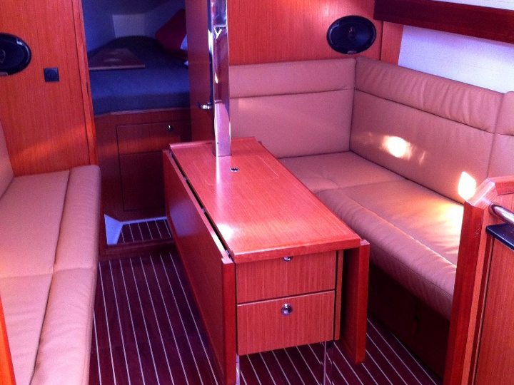 foto Bavaria Cruiser 32 2