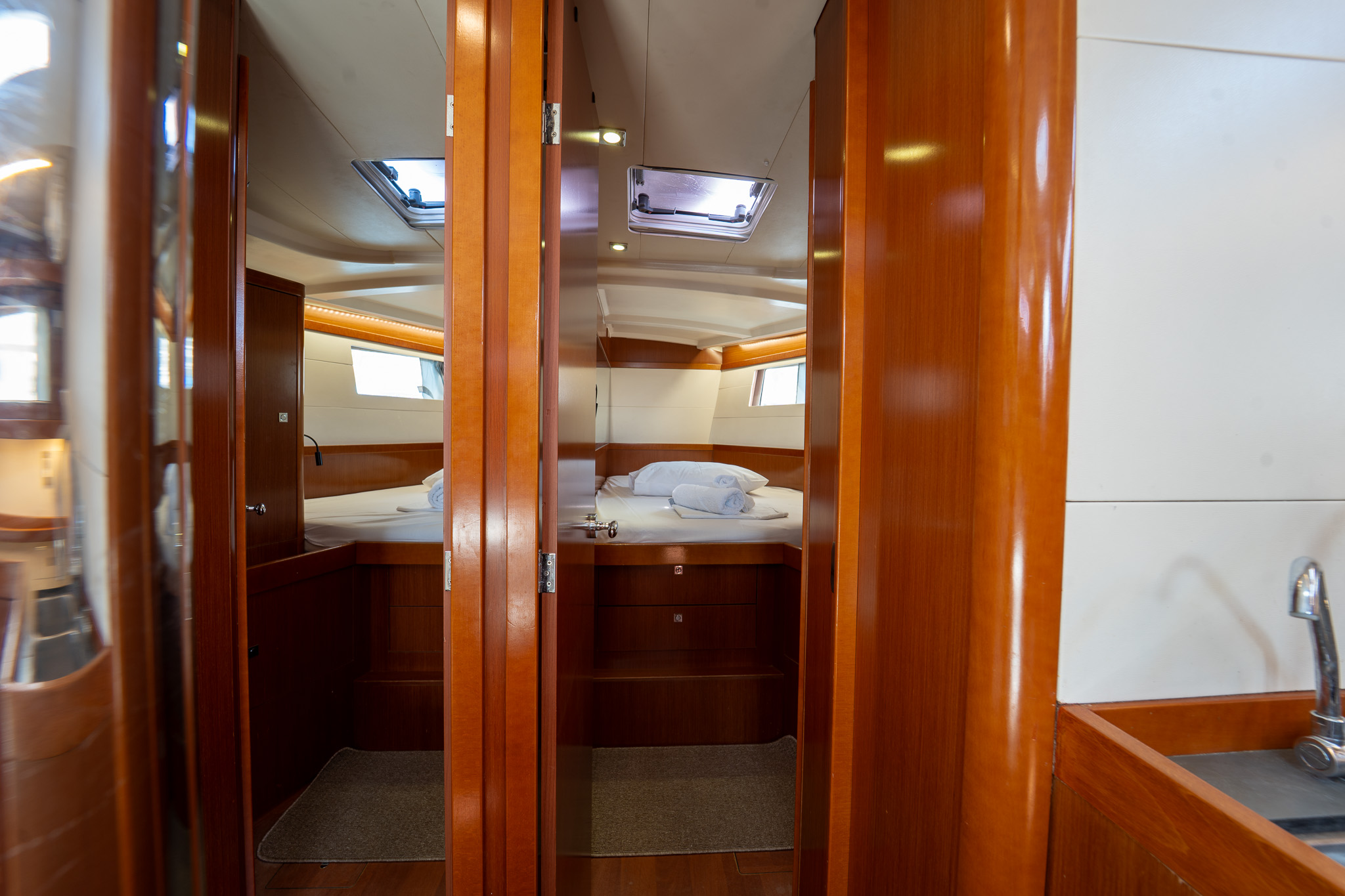 Oceanis 48, Kavala
