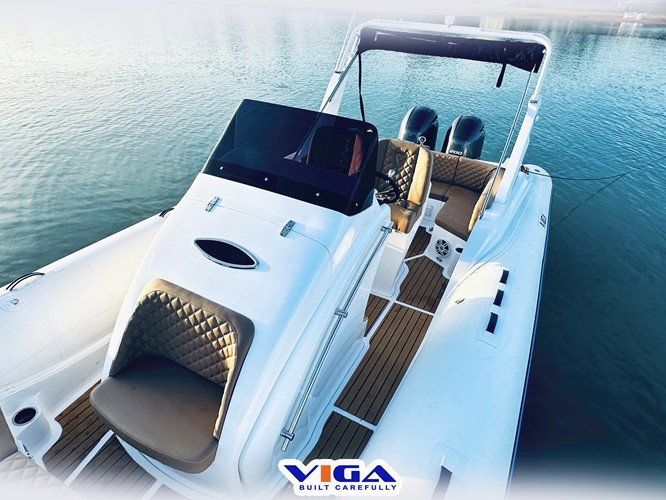 Viga Luxury 900, Interior image