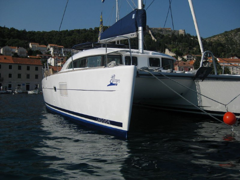 Foto Lagoon 380 1