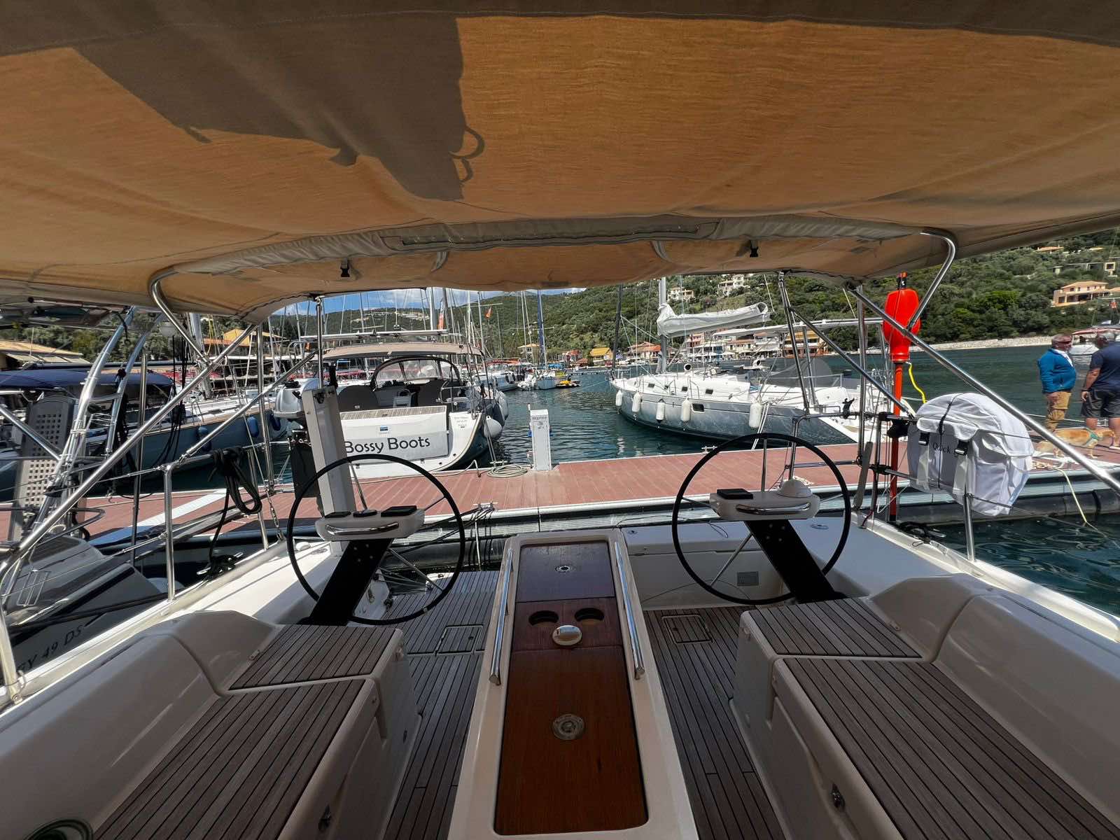 Yacht image 10