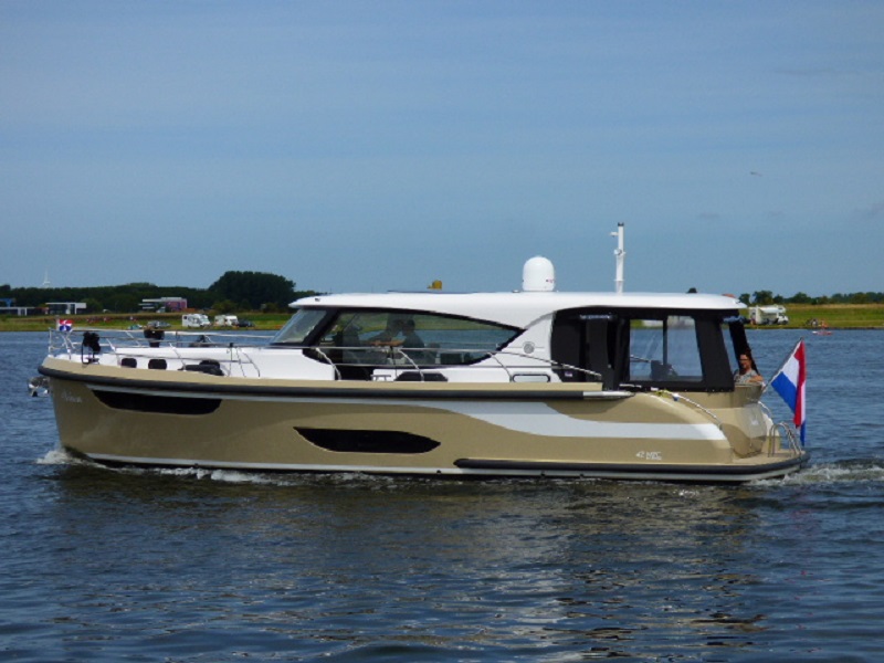 照片 Jetten 42 MPC 3